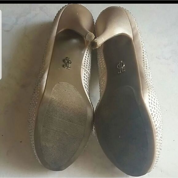 Jennifer Lopez shoes - Picture 3 of 3